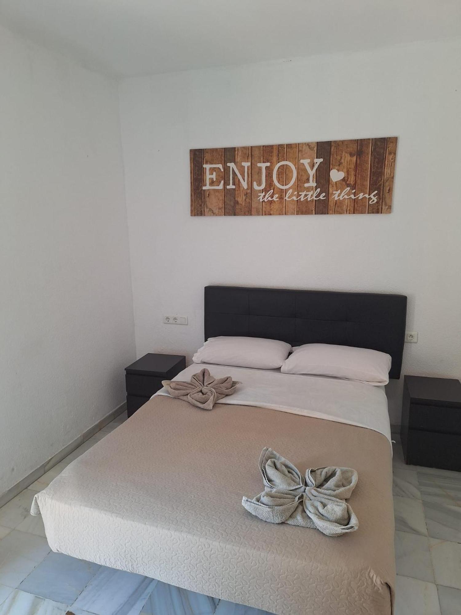 Apartamentos Centro Picasso Málaga Exterior foto